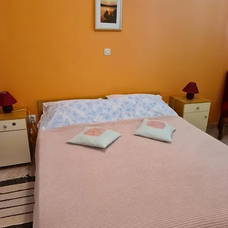 Antonio Apartman *