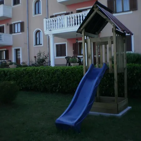 Antonio אופטיה